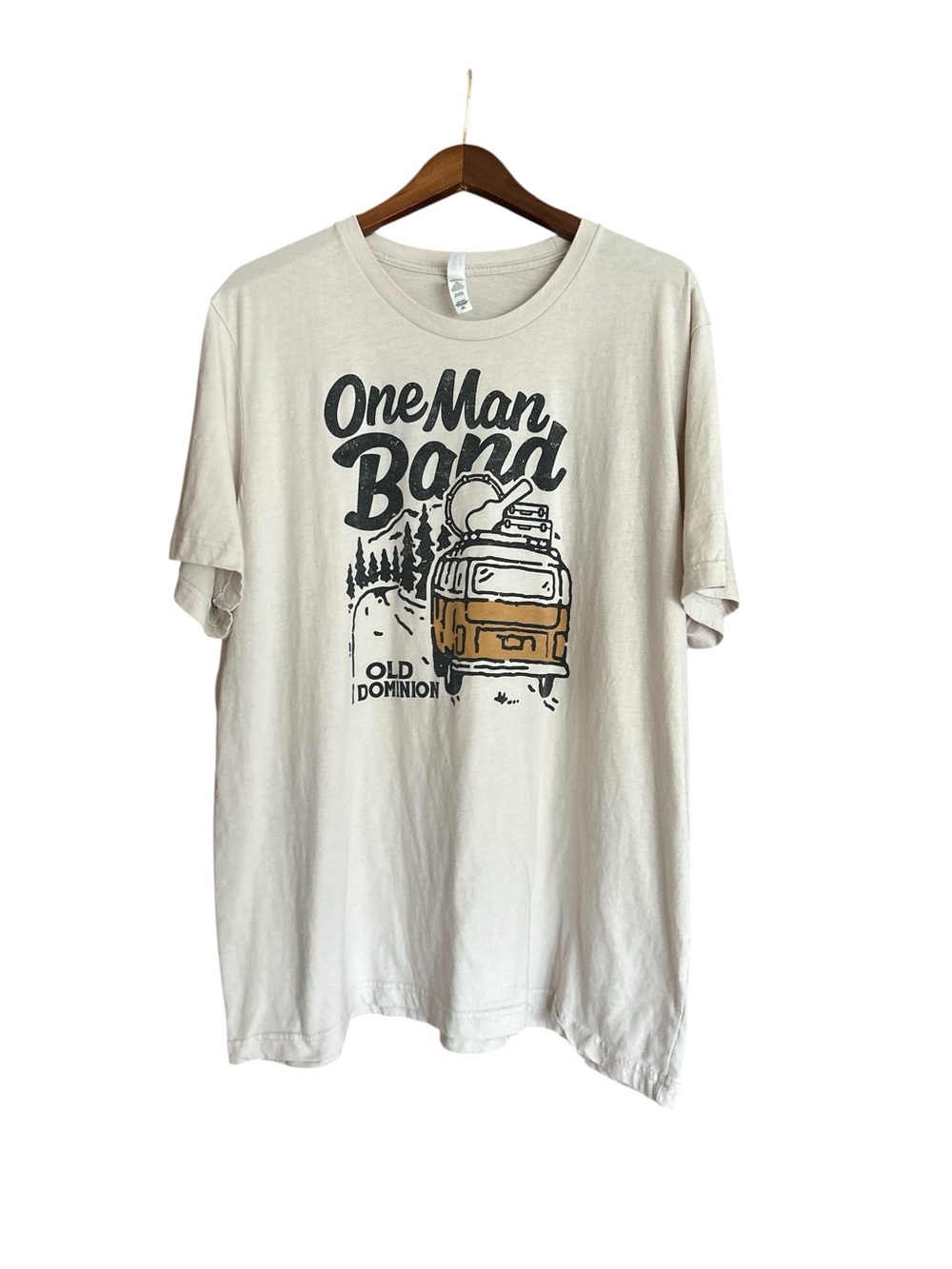 Old Dominion Beige 'One Man Band' Graphic Tee with Brown Van Print